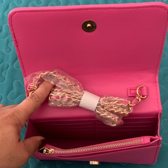 NWT. Bebe Pink Crossbody bag - Picture 13 of 16